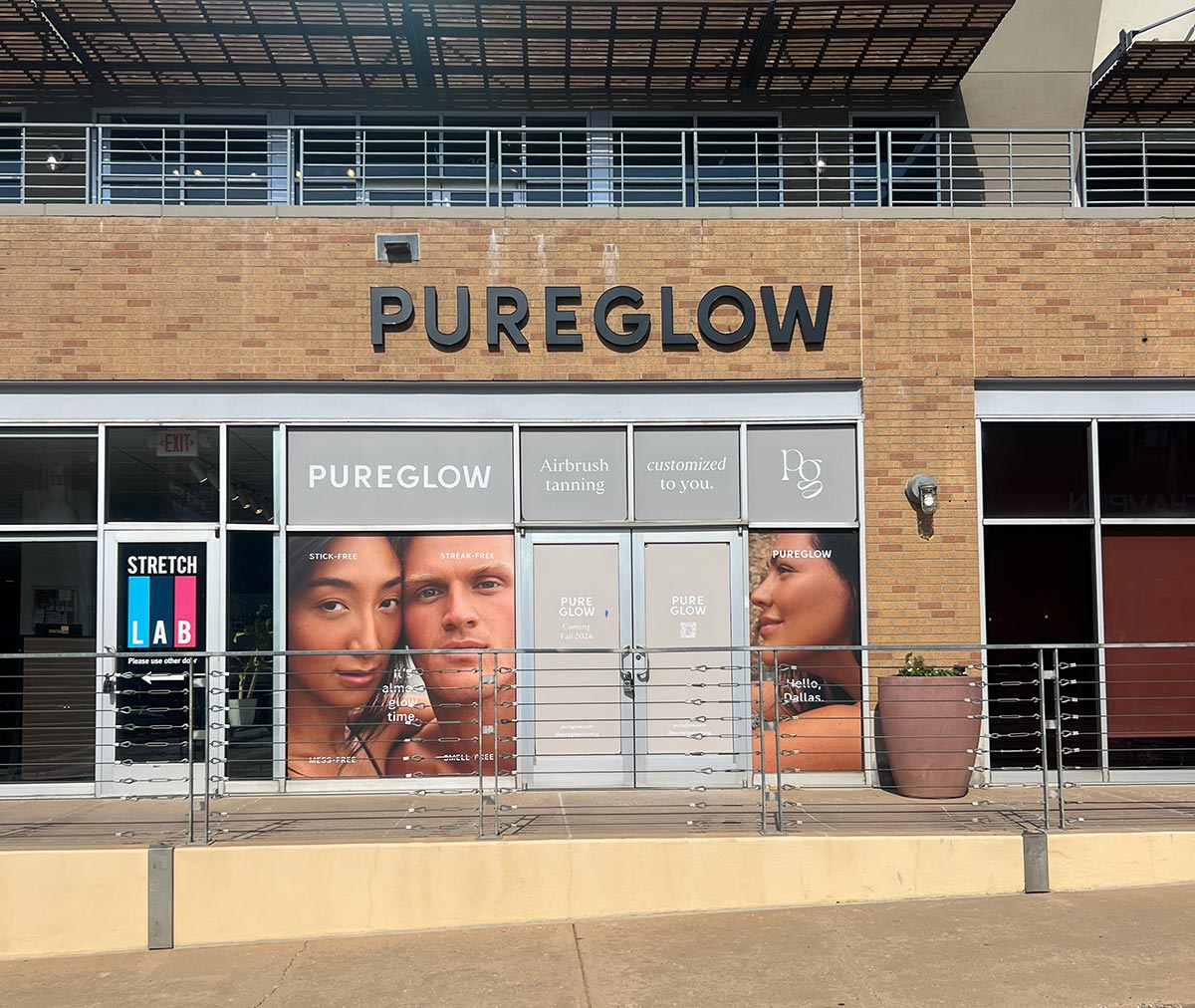 Pure Glow Dallas - Spray Tanning Studio